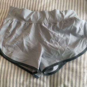 Under Armour Shorts Size Small